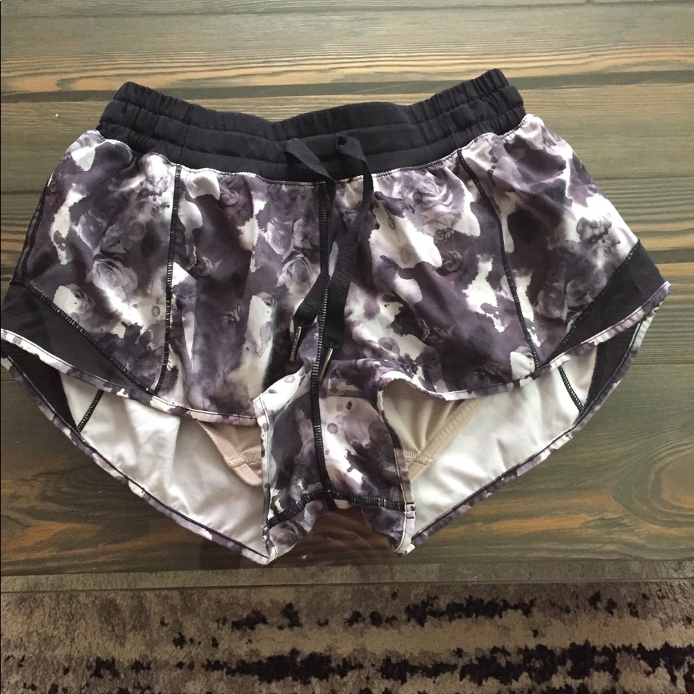 lululemon athletica Black and White Marble Print Women’s Running Shorts